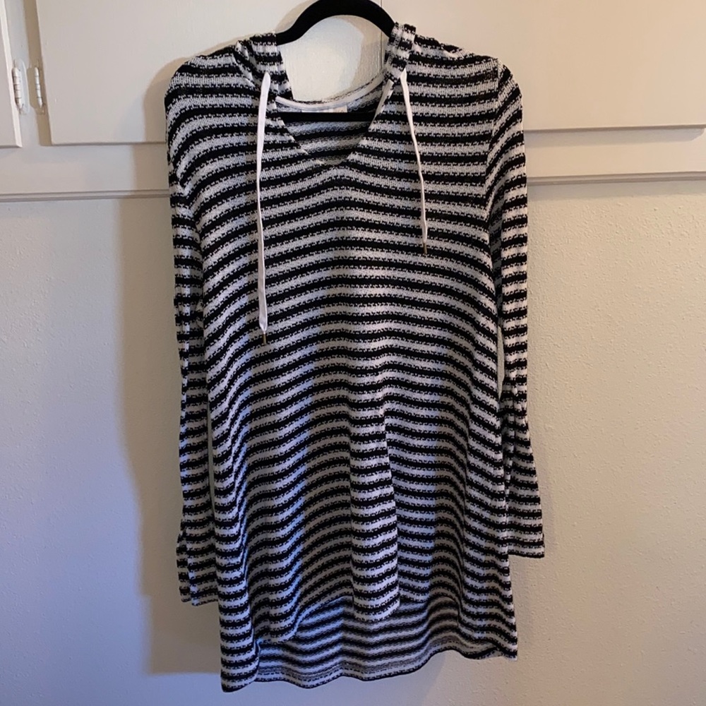 LA BLANCA pin stripe sweater/beach cover up